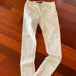 Juicy white jeans